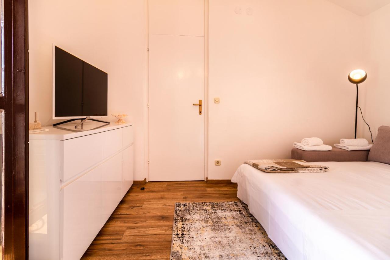 Sunny Beach Apartment Lavica ポドストラナ エクステリア 写真