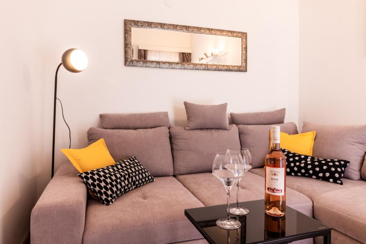 Sunny Beach Apartment Lavica ポドストラナ エクステリア 写真